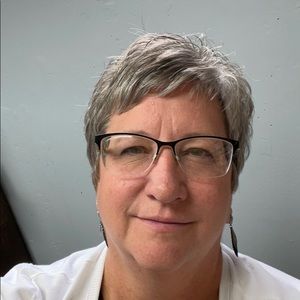 Meet your Posher, Joan